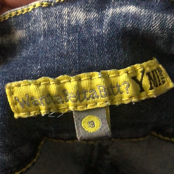 Shorts - Picture 4 of 4